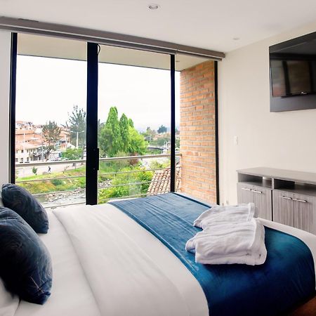 Venue Batan Hotel&Suites Cuenca Zewnętrze zdjęcie